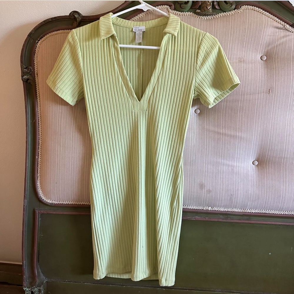 Light green dress size small
